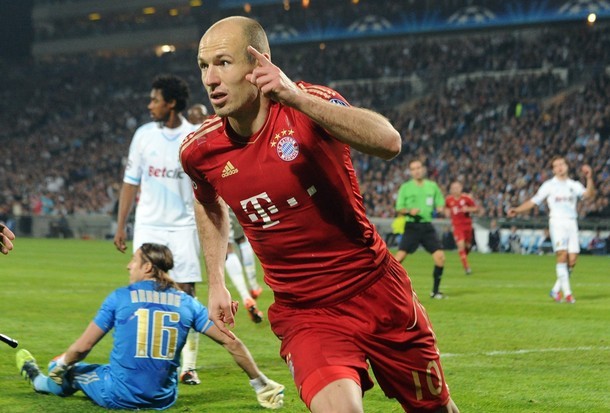Một bàn thắng thể hiện khả năng dứt điểm cực kỳ tinh tế của Robben